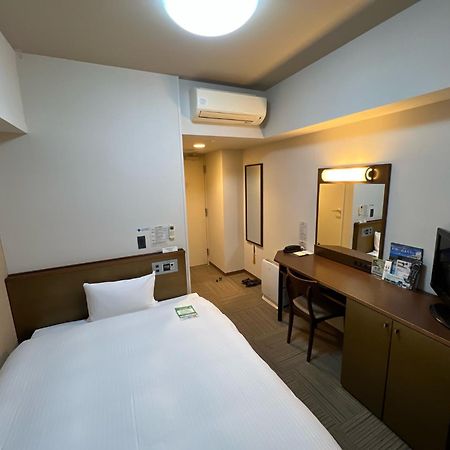 Hotel Route-Inn Uozu Екстер'єр фото